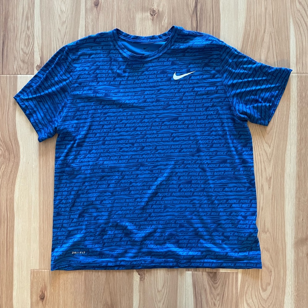 Nike Dri-Fit T-shirt Size XXL